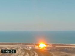 Potret Detik-detik Ledakan Roket SpaceX Starship SN9