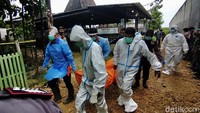 Polisi masih menyelidiki kasus ini.