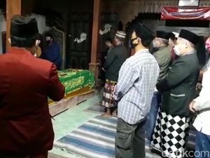 4 Orang Sekeluarga di Rembang Tewas Dibunuh Dimakamkan di 2 Liang Lahad