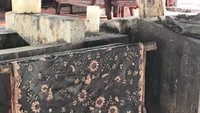 Jemuran batik di rumah batik Sekar Kencana Lasem