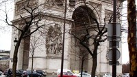 Arch De Triomphe