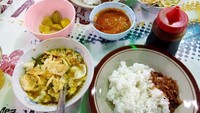 Mari makan!