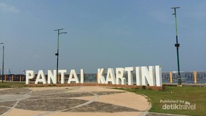 2 Pantai Cantik Buat Traveler yang Lebaran di Jepara