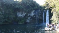 Air Terjun Cheonjiyeon