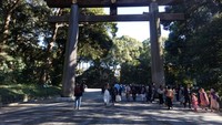 Meiji Jingu, kuil yang didedikasikan untuk Kaisar Meiji dan istrinya