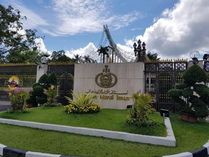 3 Jam Menjelajah Brunei Darussalam, Bisa!