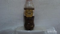 Rusip yang sudah dikemas dalam botol
