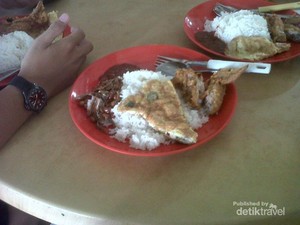 3 Makanan Murah Untuk Backpacker di Singapura