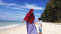 Pantai Laguna, cerah dan menawan