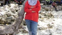 Pantai Mutun yang berpasir putih