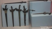 Koleksi senjata di Museum Banten Lama