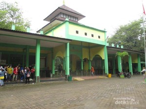 3 Tempat Untuk Melihat Aneka Hewan di Medan