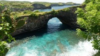 Broken beach, pantai yang nggak akan bikin sakit hati.
