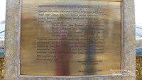 Keterangan monumen