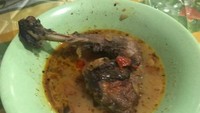 Berani mencoba ayam super pedas ini?
