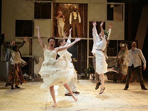 38 Pertunjukan, 38 Negara, 38 Bahasa di World Shakespeare Festival