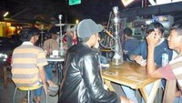 Tebet juga bisa jadi alternatif asyik buat nongkrong bareng saat malam Minggu (Sumber: 100bars.jakarta.com)