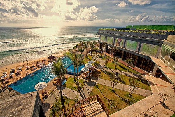 4 Resto Dengan Pemandangan Terbaik Di Bali