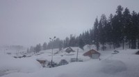 Gulmarg yang terbungkus tebalnya  salju