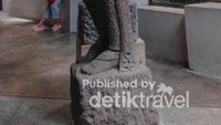Arca yang terdapat di lobby museum