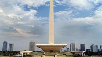 Monas (sumber: tripholiday.net)