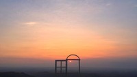 Pintu Langit Dahromo