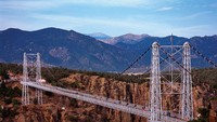 Jembatan The Royal Gorge (prweb.com)
