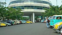 Orchard Walk (Dok. BNR)