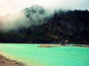 5 Tempat Menghabiskan Libur Panjang Nyepi di Pulau Jawa