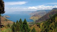 Keindahan Danau Toba dari Tongging (nisura.blogspot.com)