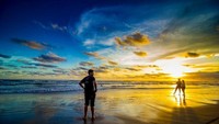 Indahnya Sunset Pantai Parangtritis