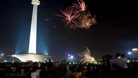 Pesta kembang api di Monas, Jakarta