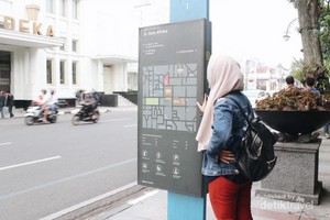 6 Alasan Ngabuburit di Alun-alun Bandung