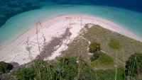 Pesona Taman Laut Riung 17