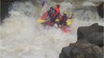 6 Tempat Untuk Menantang Arung Jeram di Indonesia