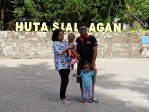 Ada Apa Sih di Pulau Samosir?