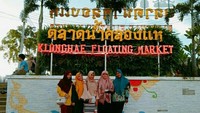 Klonghae Floating Market