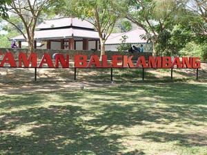 Ada Cinta di Taman Balekambang, Solo
