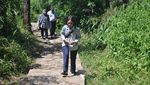 Ada Danau Ajaib Tiga Warna di Bumi Ende