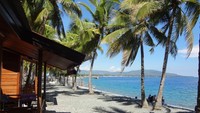 Pantai depan cottage