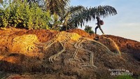 Fosil dinosaurus di Gunung Api Purba Nglanggeran