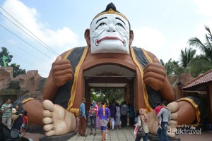 Ada Kabah di Sanggaluri Park, Purbalingga