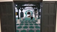 Interior dalam masjid