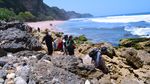 Ada Pantai Emas di Gunungkidul