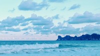 Suasana di Pantai Sendiki