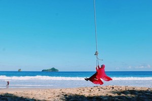 Ada Pantai Seindah Ini di Malang