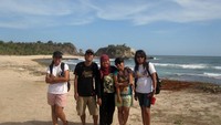 Bersama teman-teman