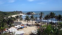 Pantai Klayar dari atas bukit