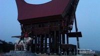 umah adat Tana Toraja di Kalimantan Timut
