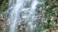 Saya berfoto di Air Terjun Aek Limut